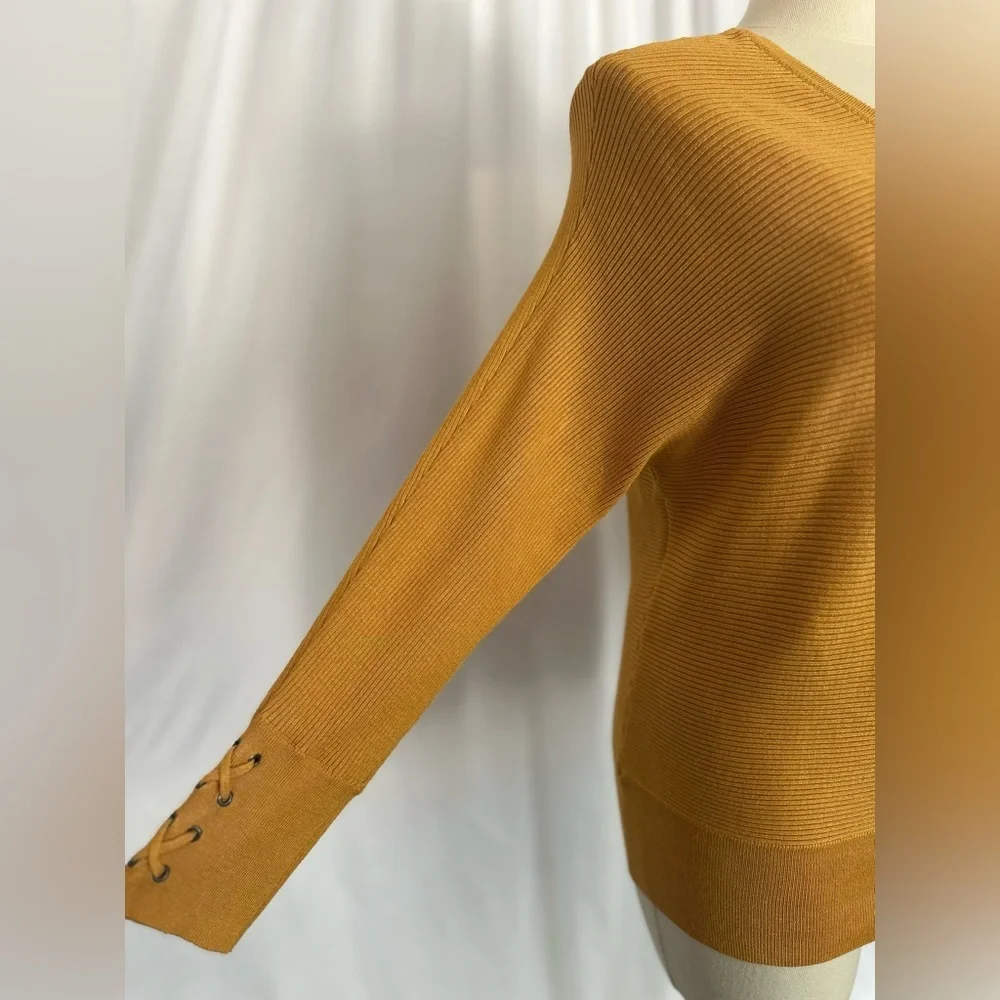 Tribekka 44 Mustard Ribbed V-Neck Sweater Lace-Up Sleeve Detail Size L(1243) - Picture 7 of 14